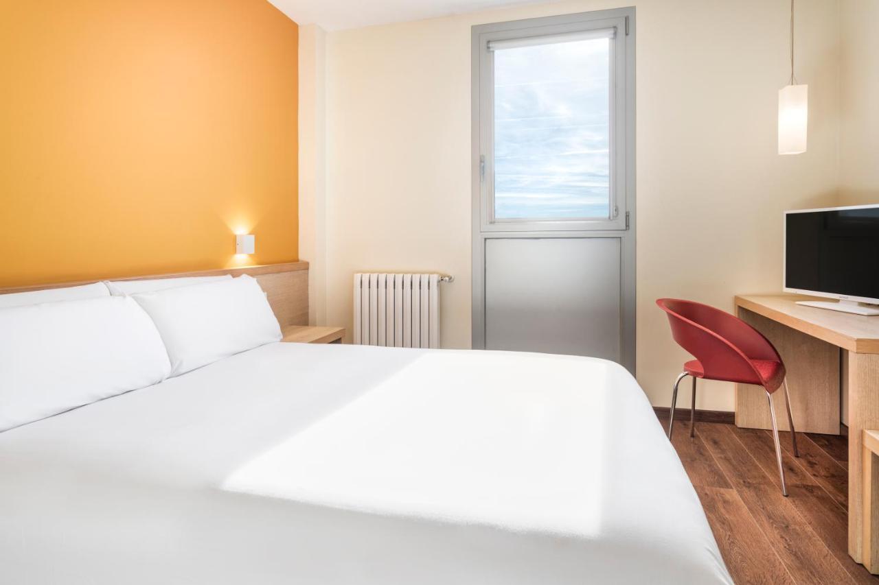 Hotel 280 Zaragoza 卡拉托劳 外观 照片