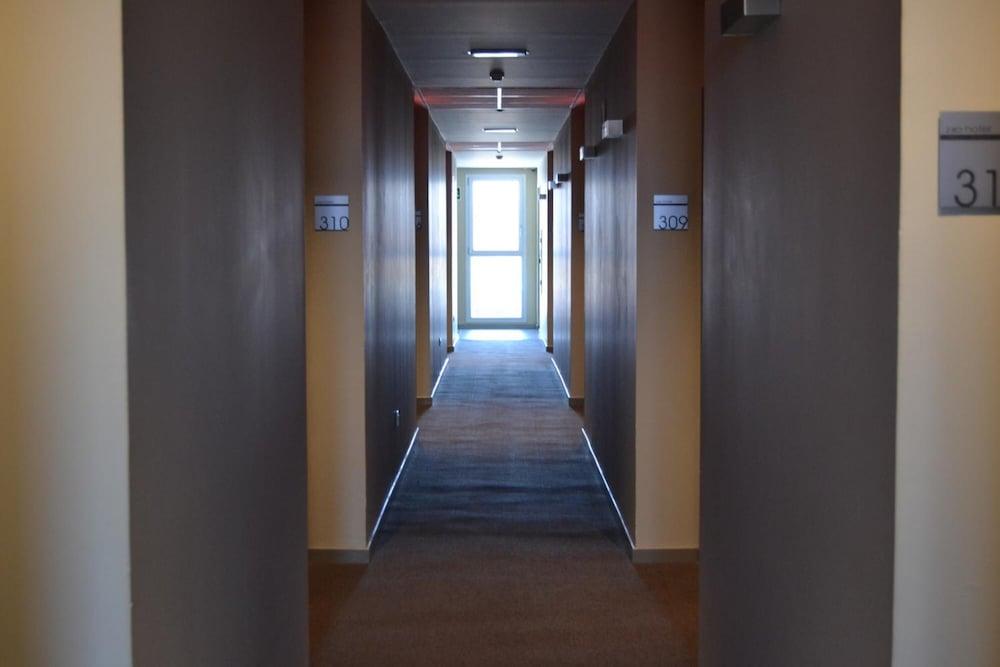 Hotel 280 Zaragoza 卡拉托劳 外观 照片